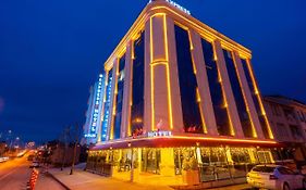 Express Plus Hotel